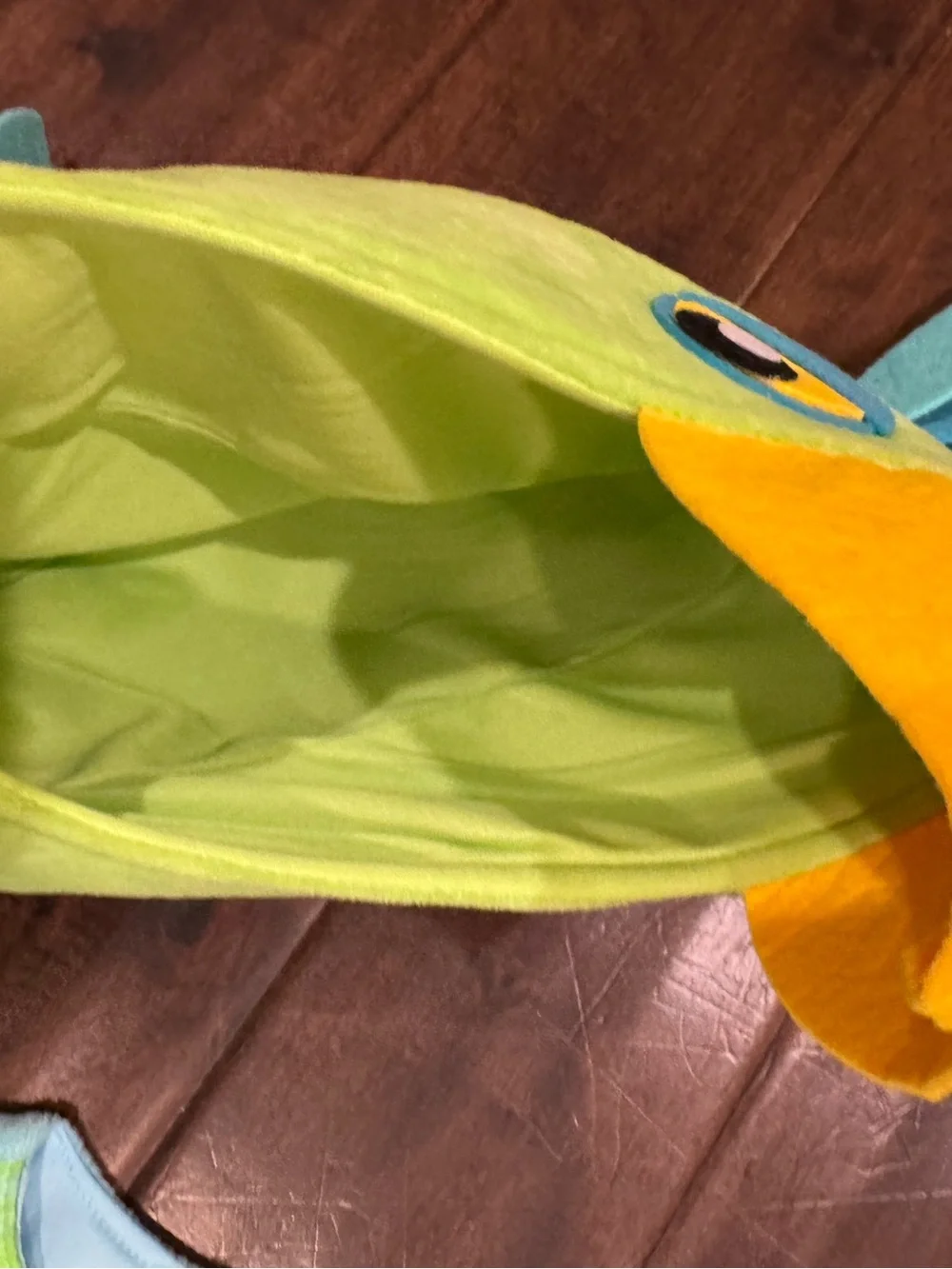 Pottery barn kids parrot costume 24 months